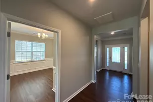 10109 Wesleyan Hall Dr, Charlotte, NC 28273 - Photo 2