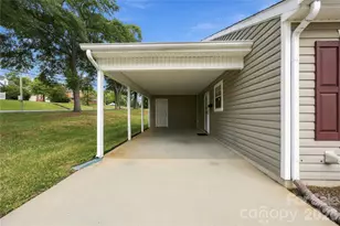 1001 Old Chestnut Way, Cramerton, NC 28032 - Photo 4