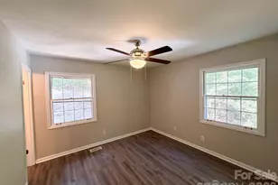 1120 Emerald Dr, Concord, NC 28025 - Photo 12
