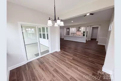 6109 Balham Court, Charlotte, NC 28215 - Photo 12