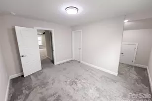 6109 Balham Ct, Charlotte, NC 28215 - Photo 22