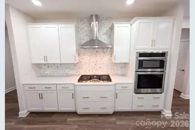6109 Balham Court, Charlotte, NC 28215 - Photo 8