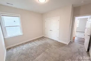 6109 Balham Ct, Charlotte, NC 28215 - Photo 24