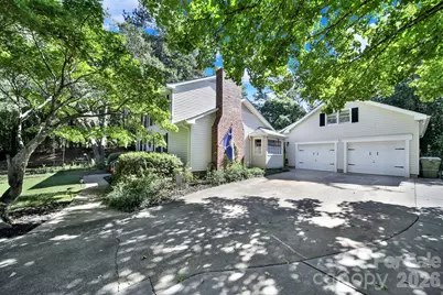 1219 Honeybee Trail, Fort Mill, SC 29715 - Photo 2