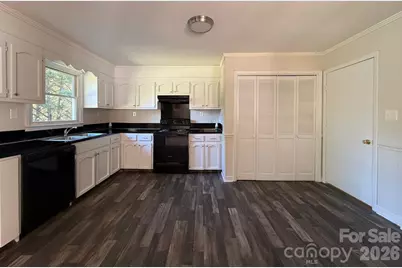 2534 Teague Street, Lincolnton, NC 28092 - Photo 8