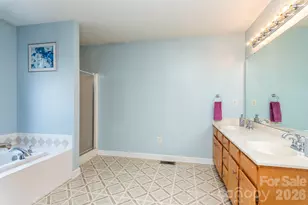 2915 Woodfield Ln, Lincolnton, NC 28092 - Photo 14