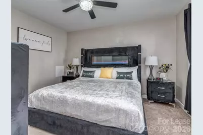 2074 Ayrsley Town Boulevard, Charlotte, NC 28273 - Photo 18