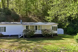 1200 Barkers Creek Rd, Whittier, NC 28789 - Photo 2