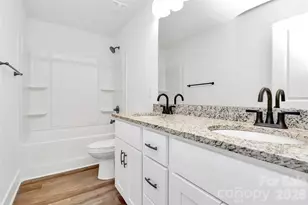 4060 Eagle Chase Dr, Charlotte, NC 28216 - Photo 36