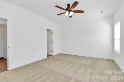 4060 Eagle Chase Drive, Charlotte, NC 28216 - Photo 24