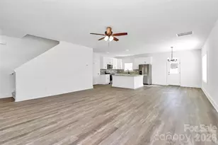4060 Eagle Chase Dr, Charlotte, NC 28216 - Photo 10