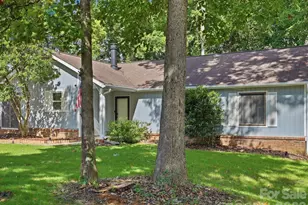 10702 Kingfisher Dr, Charlotte, NC 28226 - Photo 4