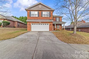 2532 Glyncastle Way, Gastonia, NC 28056 - Photo 2