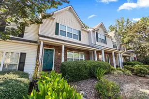 6073 Cougar Ln, Charlotte, NC 28269 - Photo 2