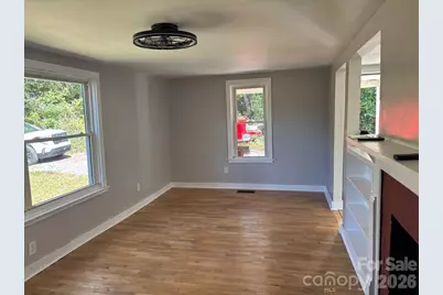 162 Phillips Lane, Spruce Pine, NC 28777 - Photo 6