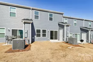 8009 Hidden Spgs Trl, Charlotte, NC 28216 - Photo 28