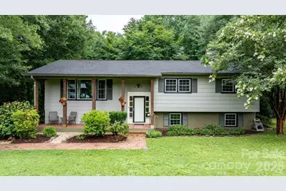 267 25th Avenue NW, Hickory, NC 28601 - Photo 1
