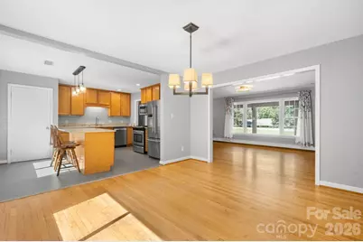 267 25th Avenue NW, Hickory, NC 28601 - Photo 6