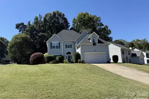 715 W Cheval Dr, Fort Mill, SC 29708 - Photo 1