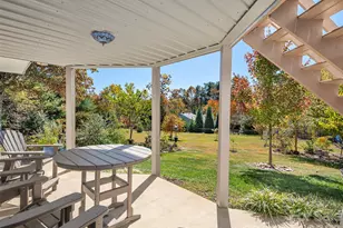 23 Old Applewood Ln, Hendersonville, NC 28739 - Photo 28