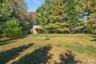 23 Old Applewood Ln, Hendersonville, NC 28739 - Photo 30