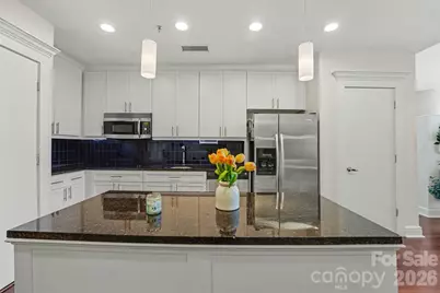 333 W Trade Street #1810, Charlotte, NC 28202 - Photo 8