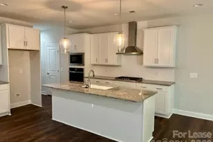 10508 Audubon Rdg Dr, Cornelius, NC 28031 - Photo 2