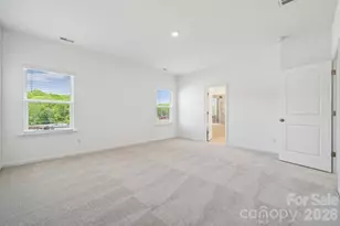 18222 Torchbearer Ln, Charlotte, NC 28278 - Photo 10