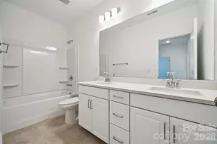 18222 Torchbearer Ln, Charlotte, NC 28278 - Photo 12