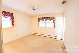 2607 Montgomery Dr, Statesville, NC 28625 - Photo 8