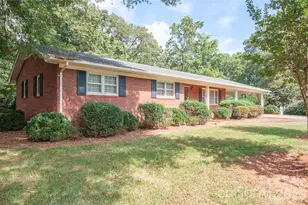 2607 Montgomery Dr, Statesville, NC 28625 - Photo 1