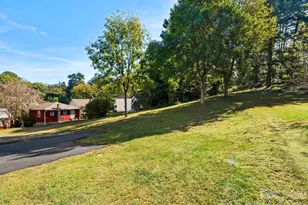 81 Crayton Rd, Asheville, NC 28803 - Photo 34