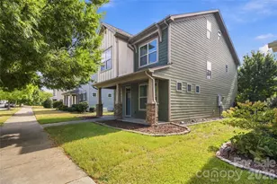 1251 Badger Ct, Charlotte, NC 28206 - Photo 2