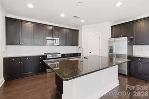 1251 Badger Ct, Charlotte, NC 28206 - Photo 8