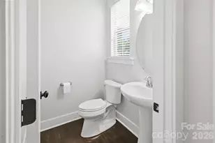 1251 Badger Ct, Charlotte, NC 28206 - Photo 6
