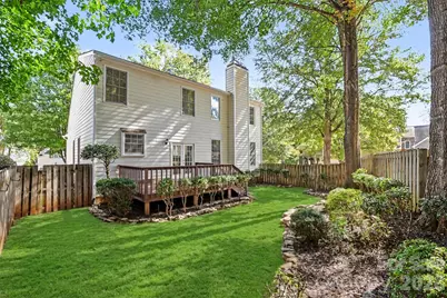 2103 Sablewood Drive, Charlotte, NC 28205 - Photo 28