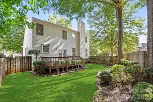 2103 Sablewood Dr, Charlotte, NC 28205 - Photo 28