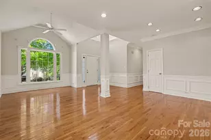 2103 Sablewood Dr, Charlotte, NC 28205 - Photo 4