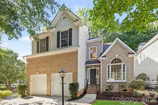 2103 Sablewood Dr, Charlotte, NC 28205 - Photo 1