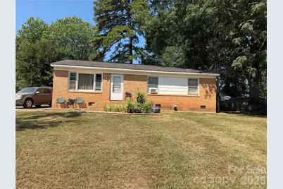 679 Winston Drive, Gastonia, NC 28052 - Photo 1