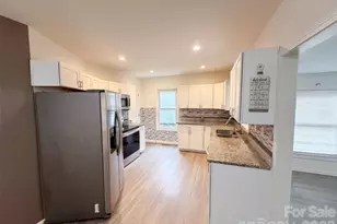 199 Vance Dr NE, Concord, NC 28025 - Photo 2
