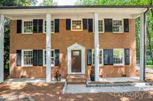 7823 Elwood Dr, Charlotte, NC 28227 - Photo 2