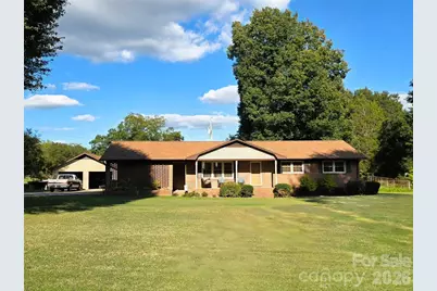 4106 Dallas High Shoals Highway, Dallas, NC 28034 - Photo 2