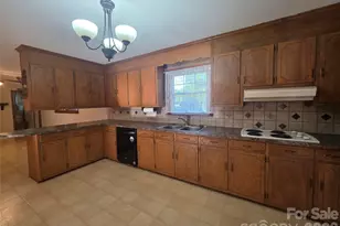 4106 Dallas High Shoals Hwy, Dallas, NC 28034 - Photo 12