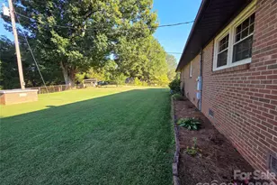4106 Dallas High Shoals Hwy, Dallas, NC 28034 - Photo 6