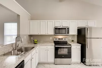 127 Golden Valley Drive, Mooresville, NC 28115 - Photo 6