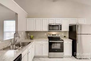 127 Golden Valley Dr, Mooresville, NC 28115 - Photo 6