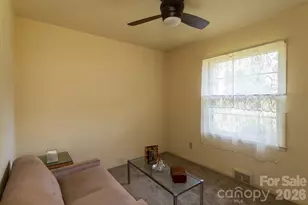 8 Governors Ct, Asheville, NC 28805 - Photo 16