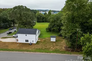 902 W Alabama Ave, Bessemer City, NC 28016 - Photo 24