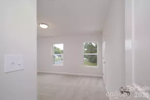 902 W Alabama Ave, Bessemer City, NC 28016 - Photo 12